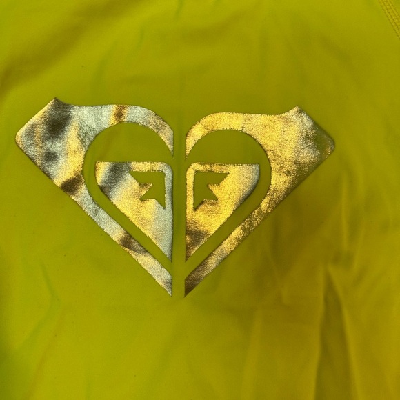 Y2K Era Roxy Rashguard - Picture 2 of 9